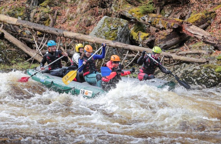 SUNDISK - rafting na Jizeře